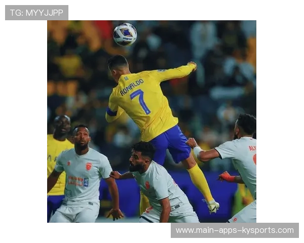 C罗边路回传弧顶，胜利远射轰门，c罗 远射